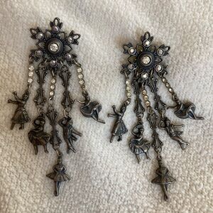 Banana Bob “Dance” Swarovski Chandelier Earrings, Selena Wore Similar!